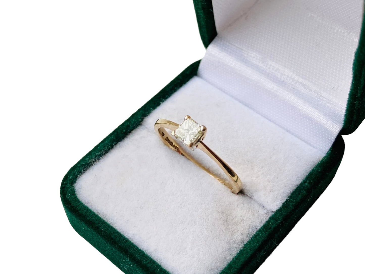 9ct Gold 0.25ct Princess Cut Diamond Ring