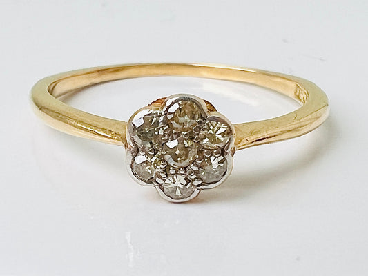 Antique 18ct Gold Diamond Daisy Ring