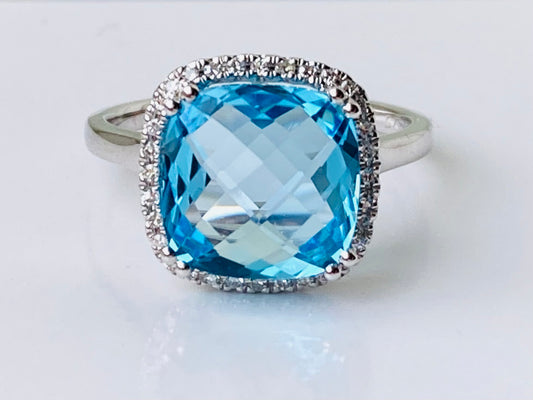 9ct Gold Topaz & Diamond Ring