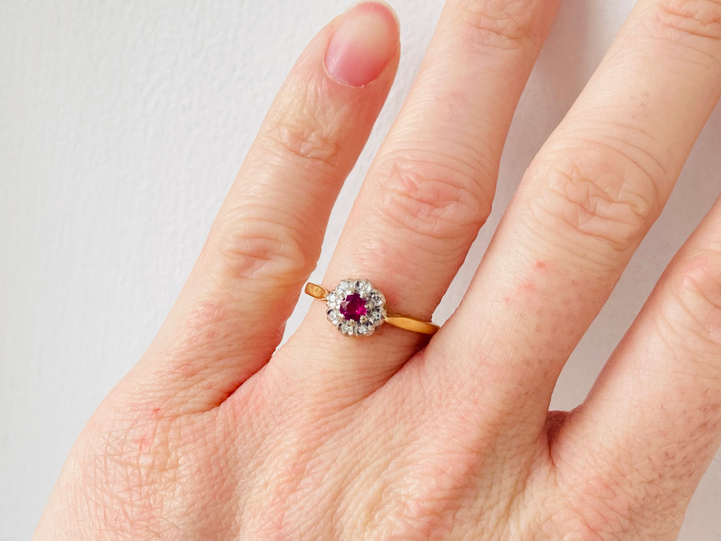 18ct Gold Ruby & Diamond Ring