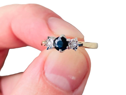 Vintage 9ct Gold Sapphire & Diamond Ring