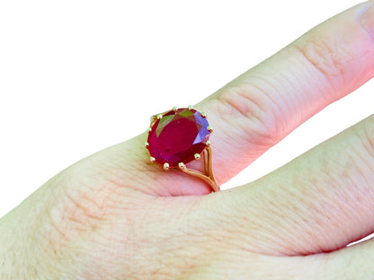 9ct Gold Ruby Ring