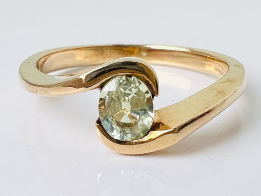 9ct Gold Green Beryl Ring