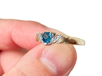 Vintage 9ct Gold Heart Shaped Topaz & Diamond Ring