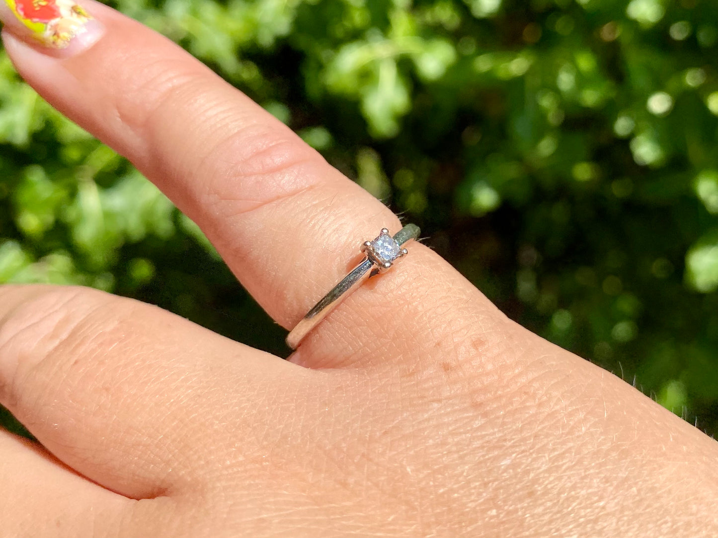 9ct Gold Diamond Ring