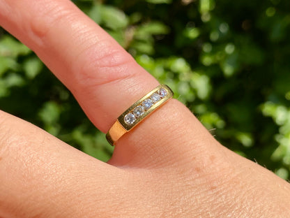 Vintage 18ct Gold Five-Stone Diamond Ring