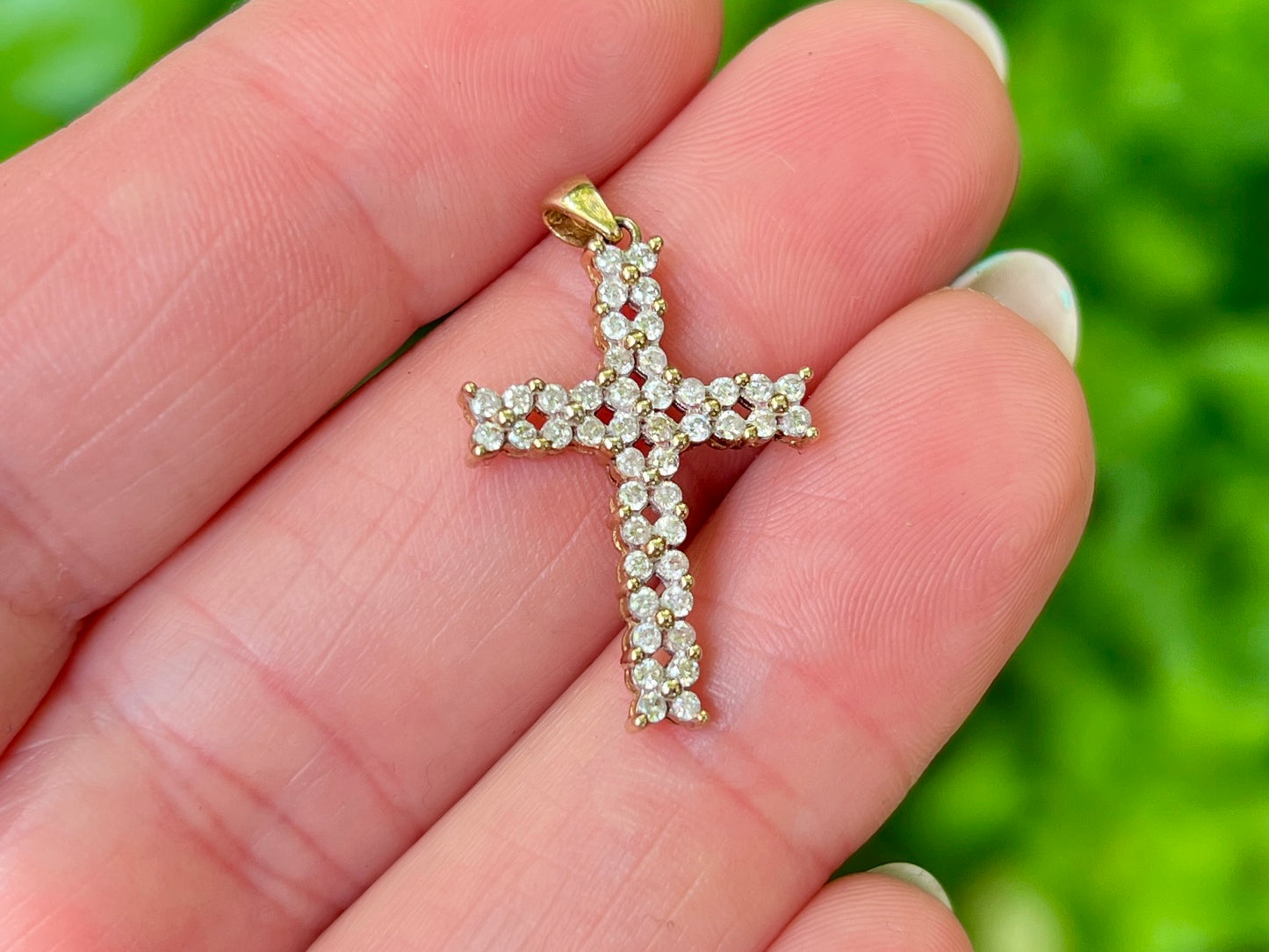 9ct Gold 0.50ct Diamond Cross Pendant