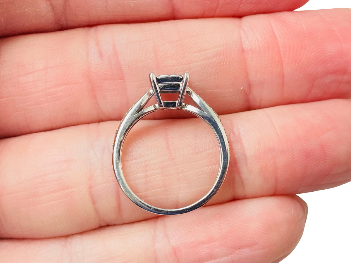 9ct Gold Diamond Ring