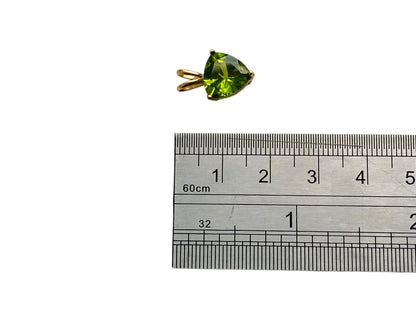 9ct Gold Peridot Pendant
