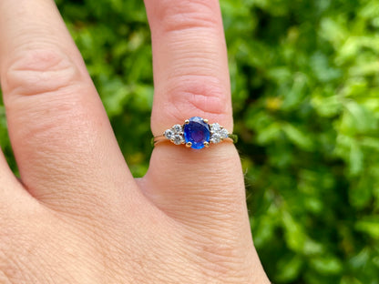 Vintage 9ct Gold Sapphire & Diamond Ring
