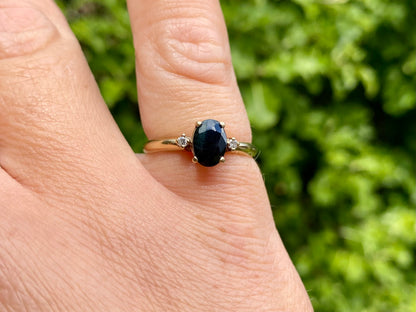 Vintage 9ct Gold Sapphire & Diamond Ring