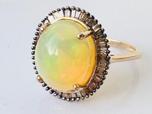 9ct Gold Opal & Diamond Ring