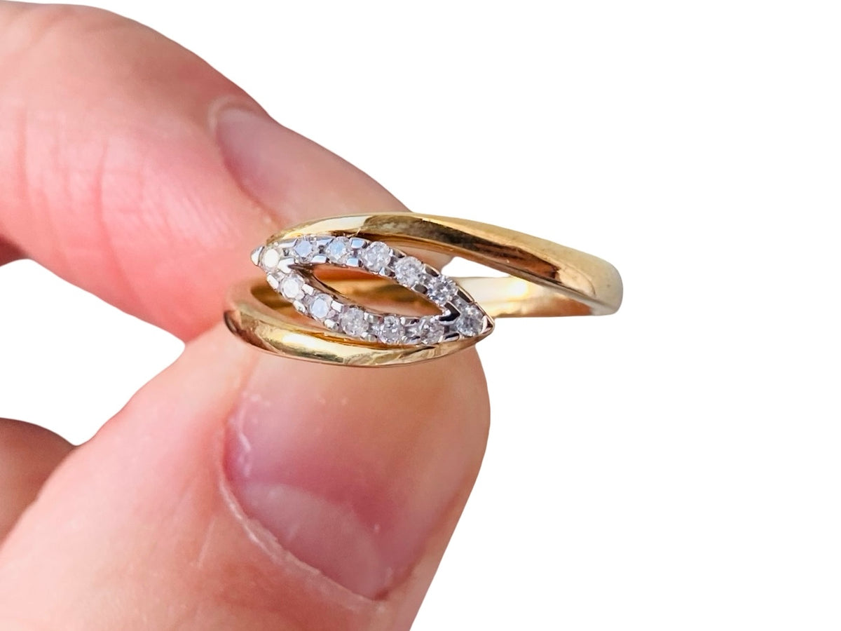 9ct Gold Diamond Ring