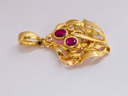 Vintage 14ct Gold Ruby & Diamond Pendant