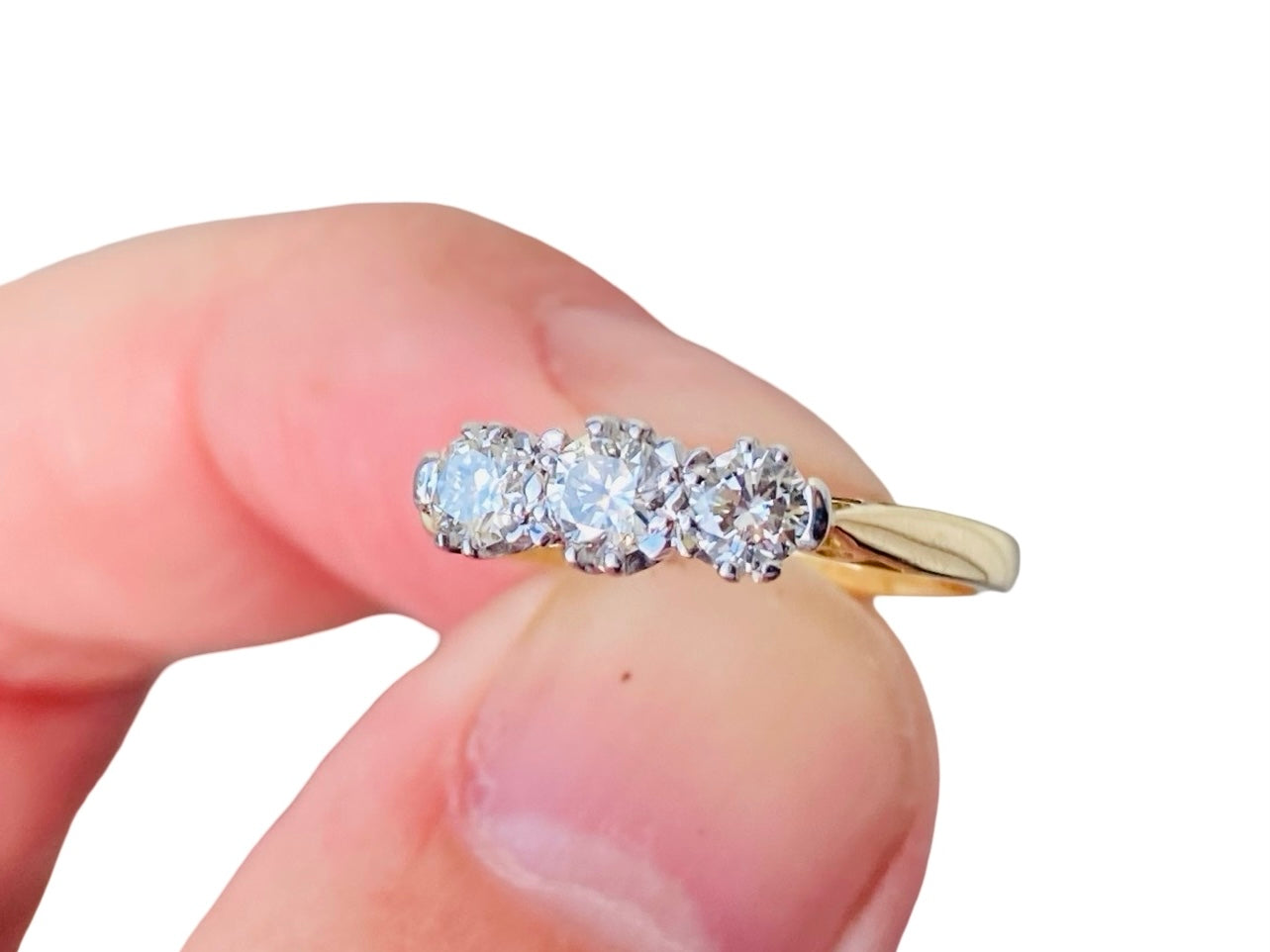 Vintage 18ct Gold Three-Stone Diamond Ring