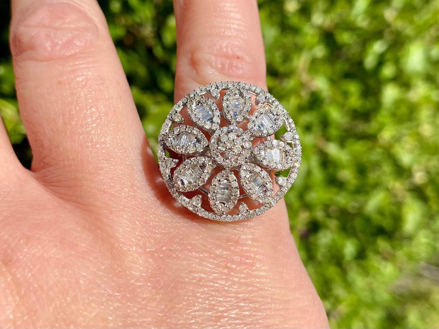 9ct Gold Diamond Ring