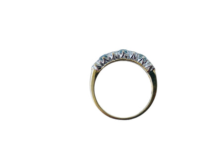 9ct Gold Aquamarine & Diamond Ring