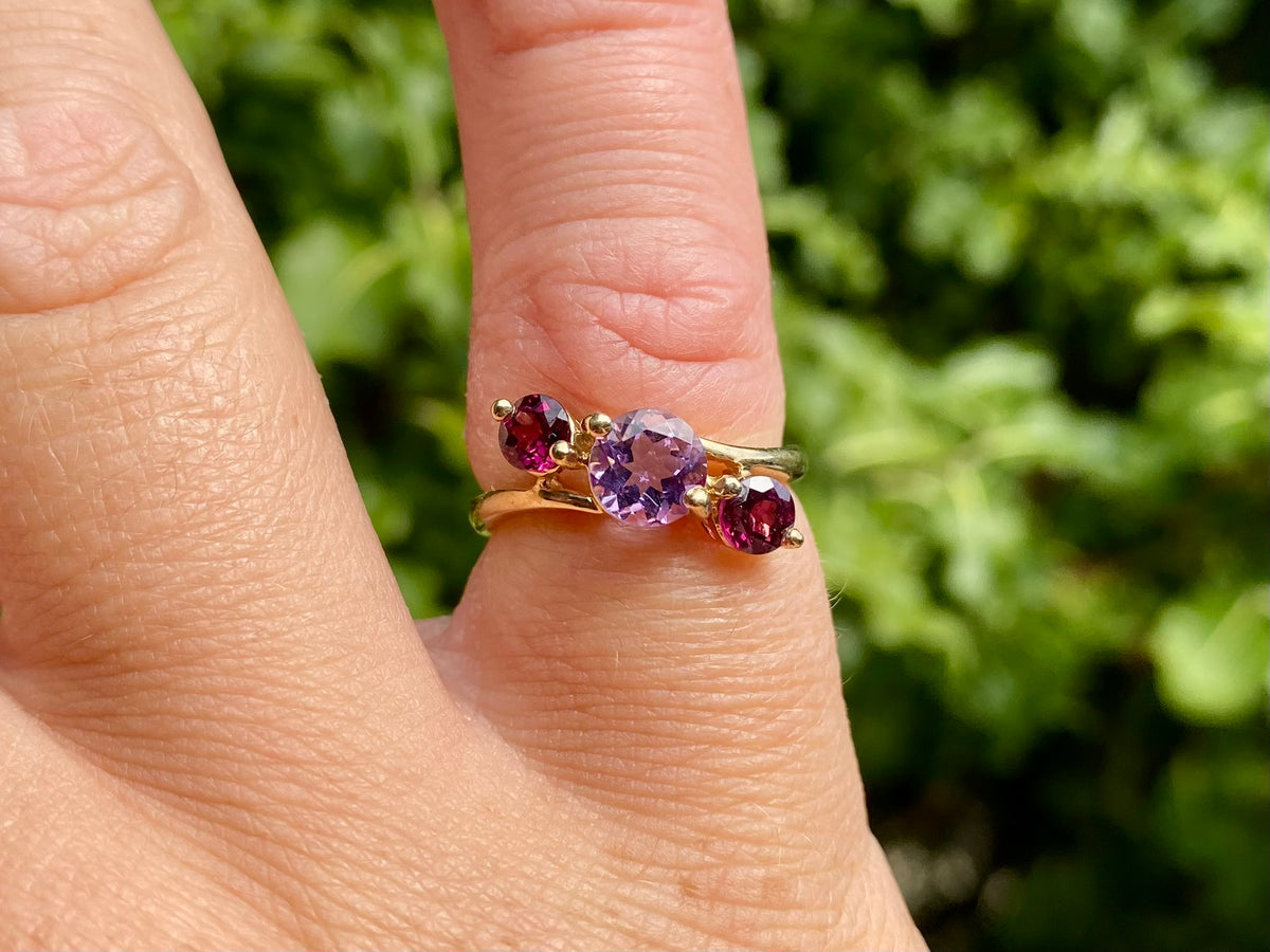 9ct Gold Amethyst & Rhodolite Garnet Ring