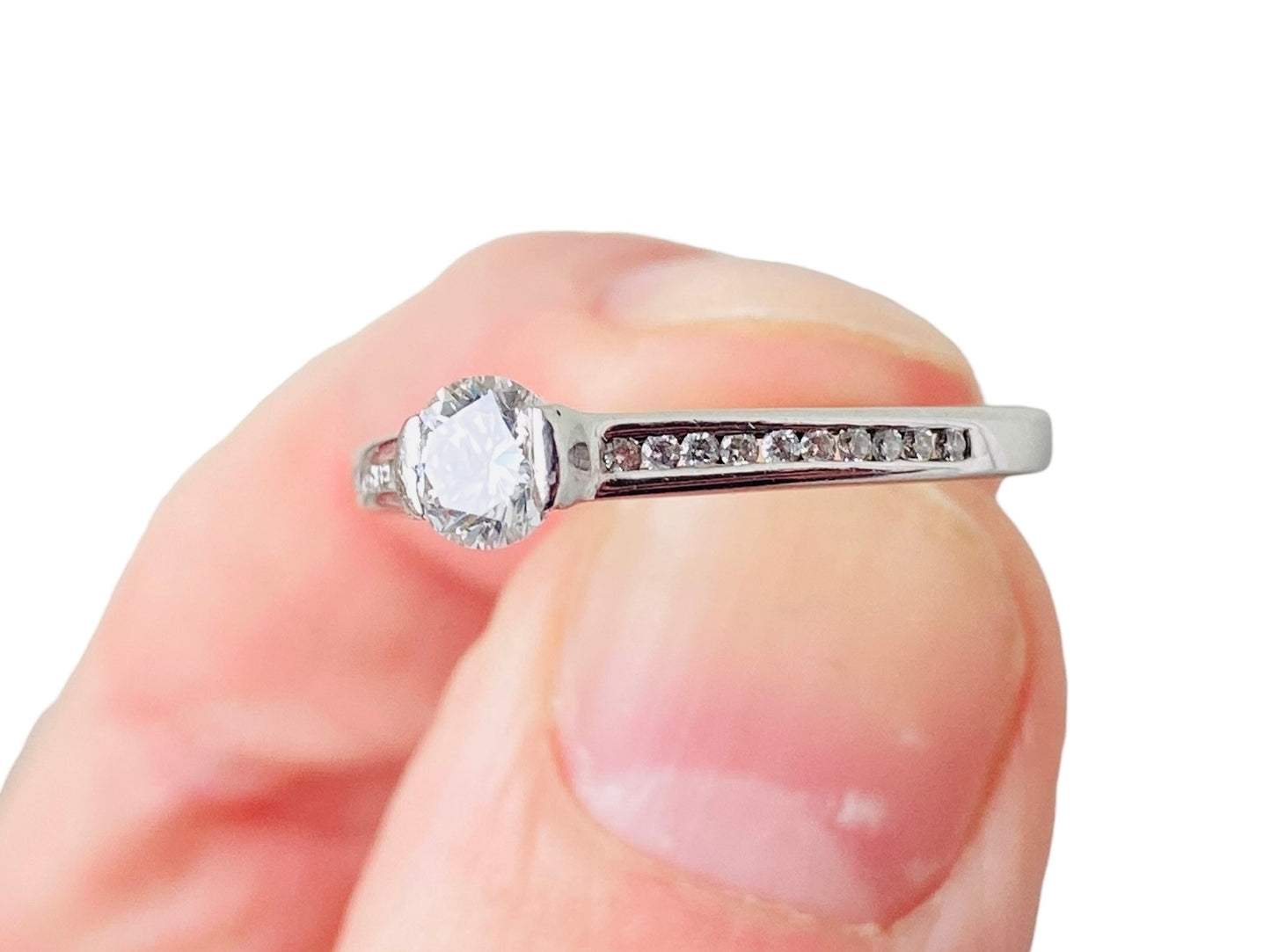 18ct Gold Diamond Ring