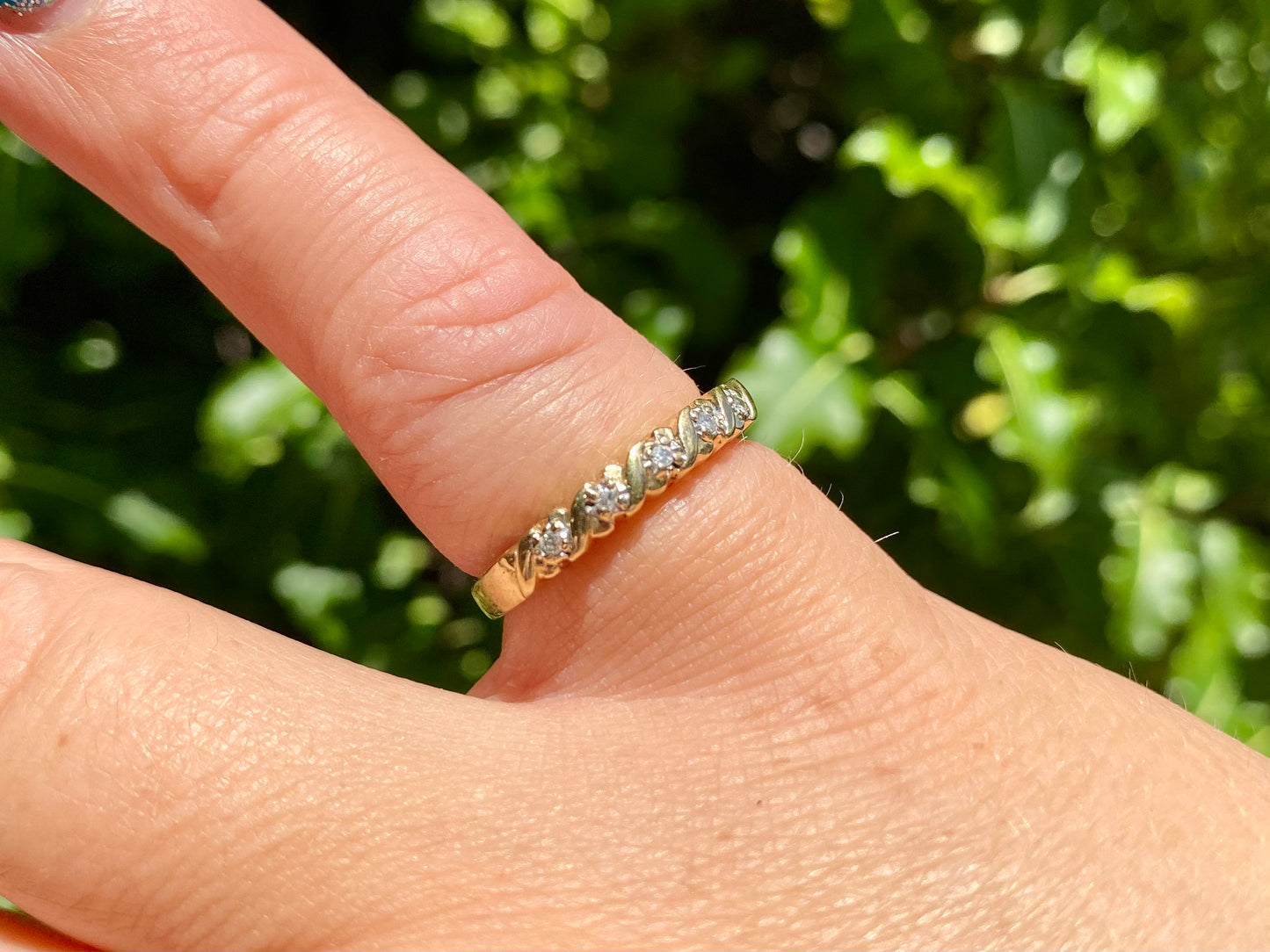 9ct Gold Diamond Ring
