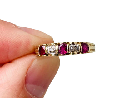 9ct Gold Ruby & Diamond Ring