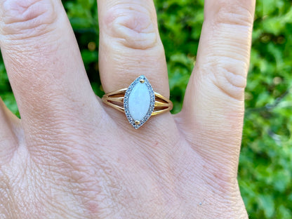 9ct Gold Opal & Diamond Ring