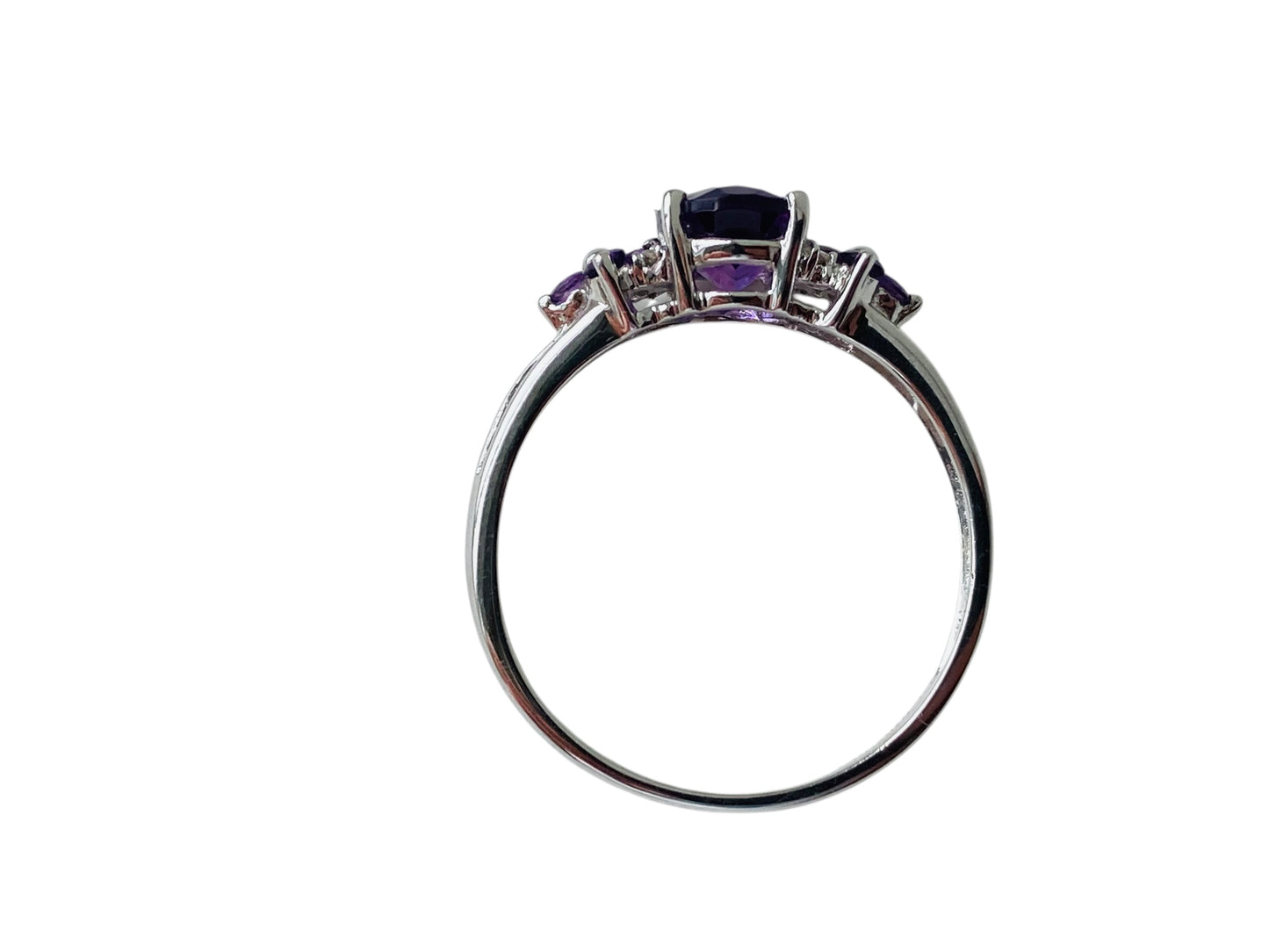 9ct Gold Amethyst & Diamond Ring