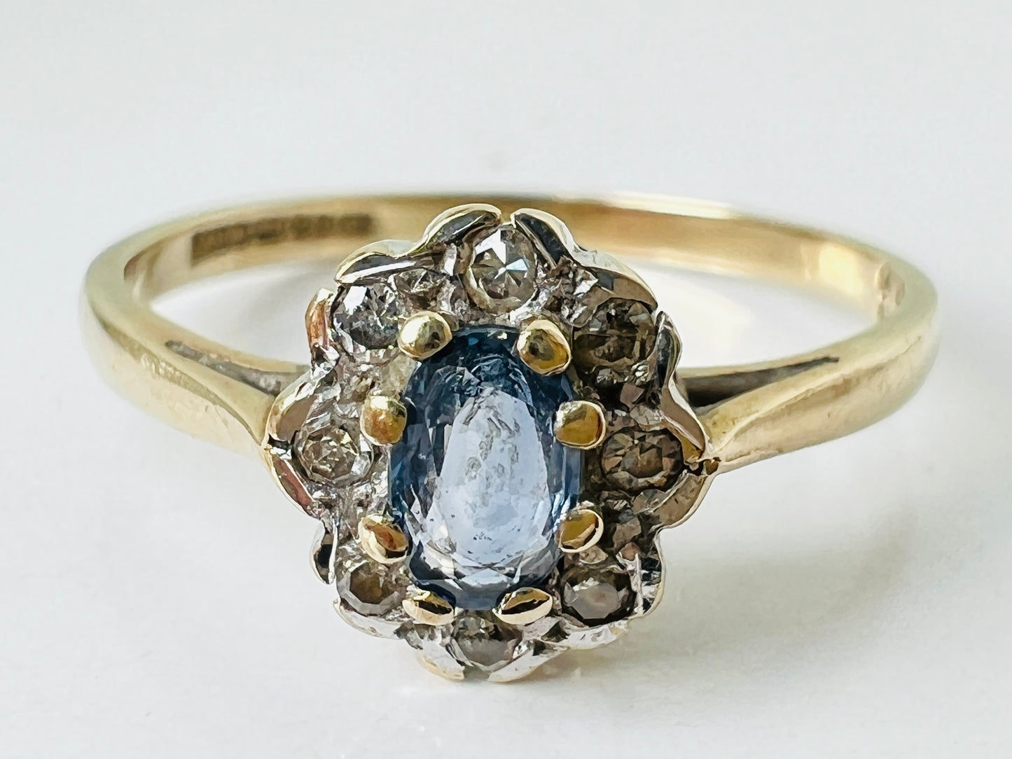 Vintage 9ct Gold Sapphire & Diamond Ring
