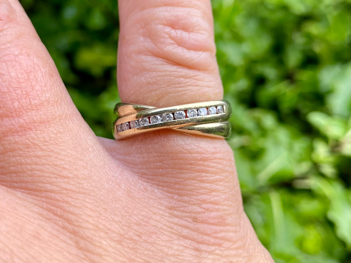 9ct Gold Diamond Crossover Ring