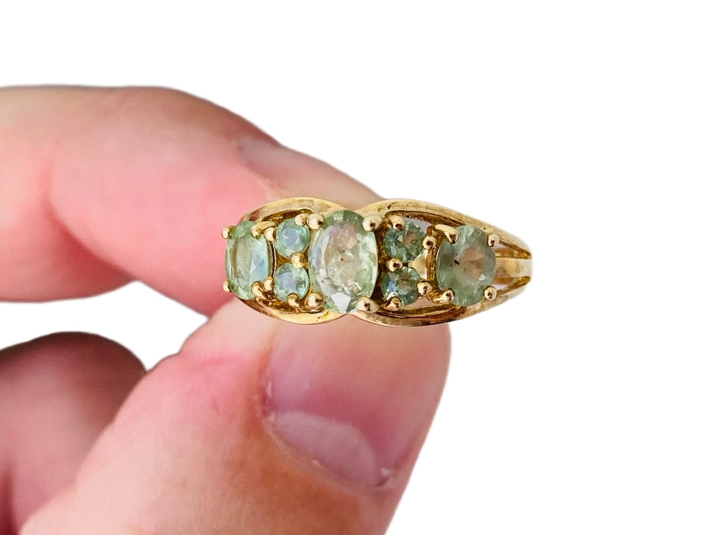 9ct Gold Green Sapphire Ring