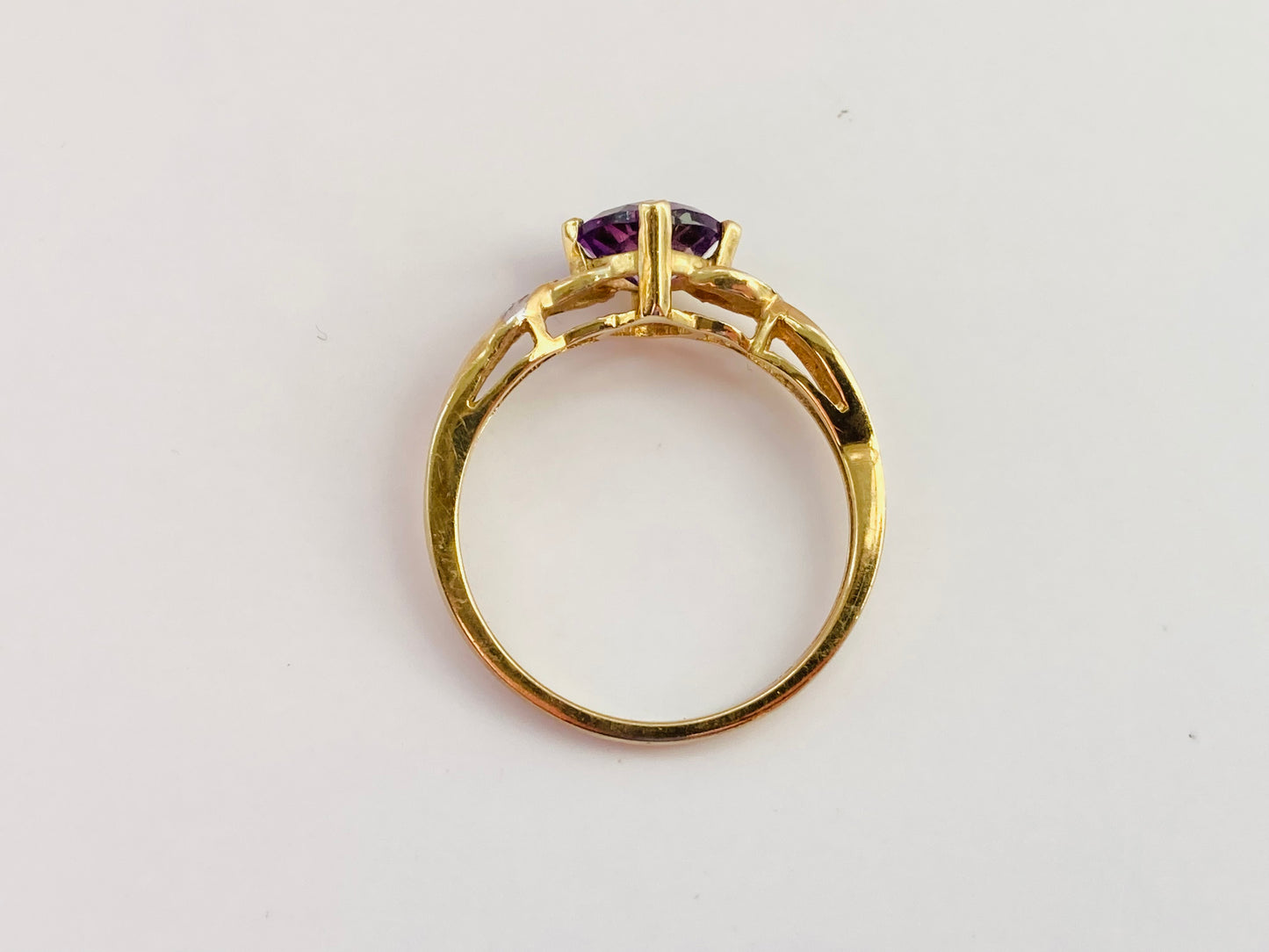 9ct Gold Amethyst & Diamond Ring