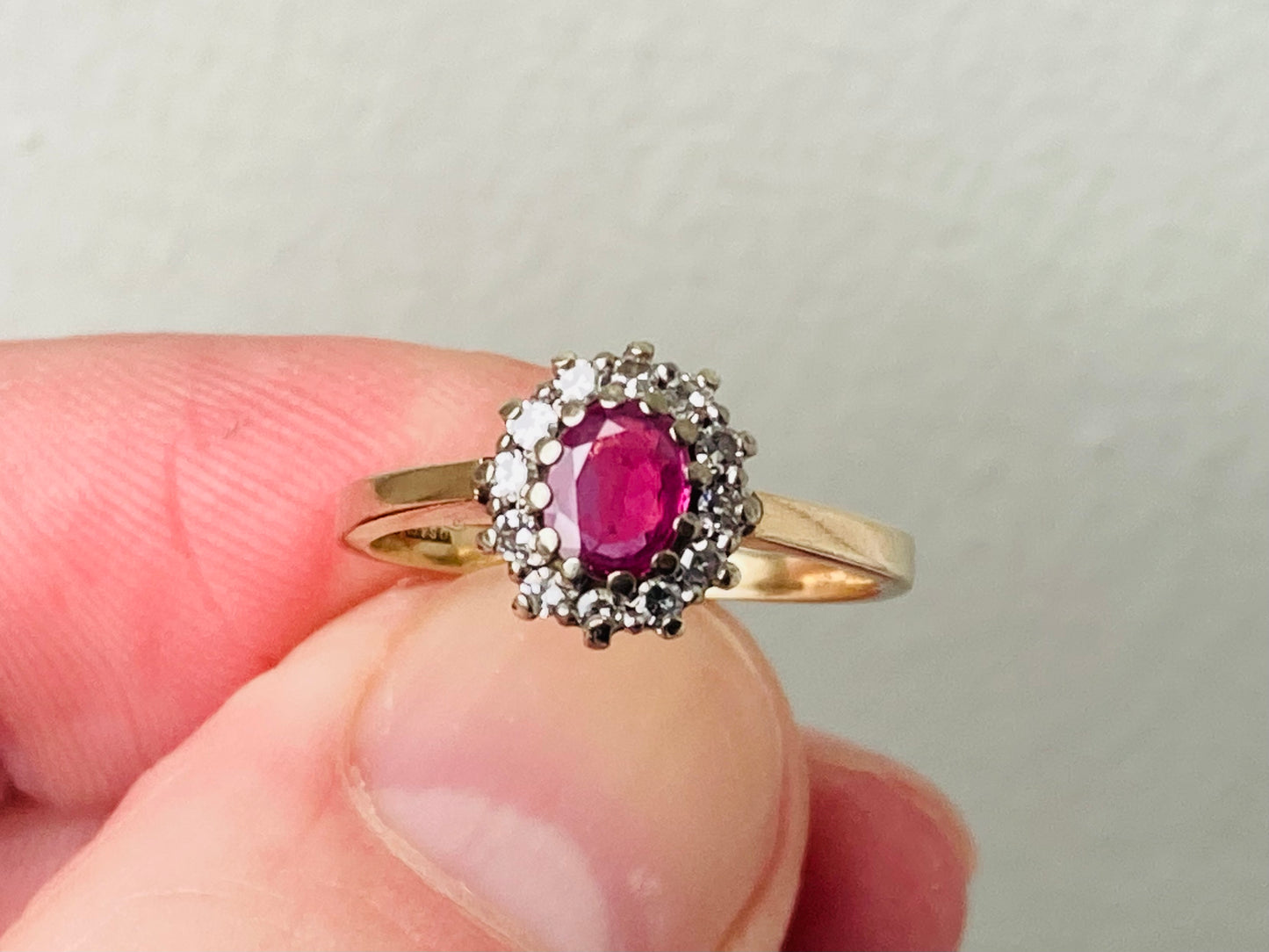 9ct Gold Ruby & Diamond Ring