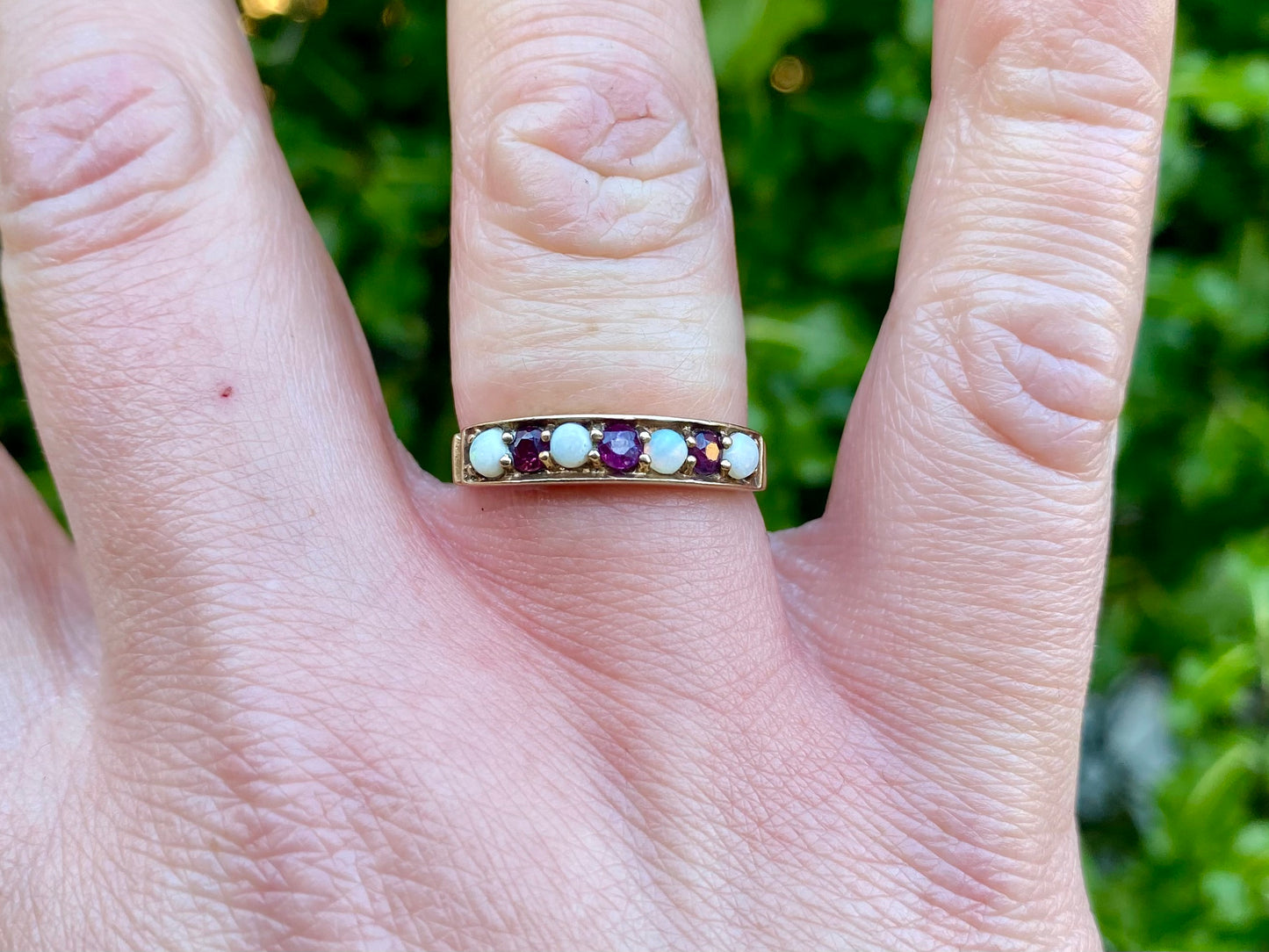 Vintage 9ct Gold Ruby & Opal Ring