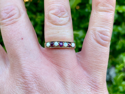 Vintage 9ct Gold Ruby & Opal Ring