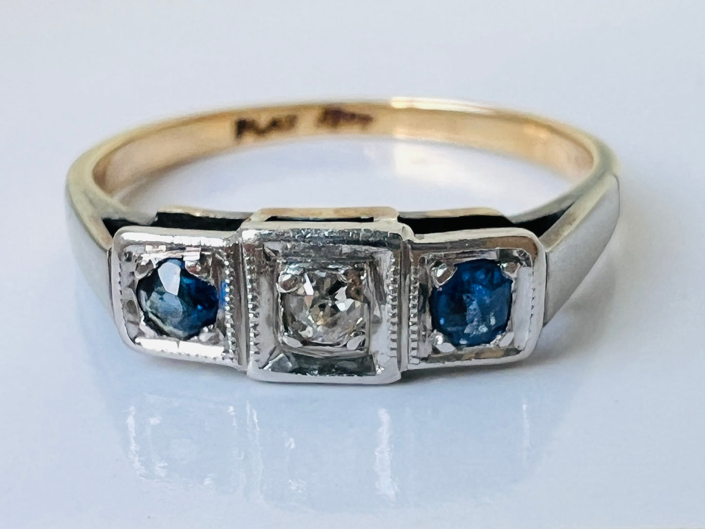 Antique 18ct Gold & Platinum Sapphire & Diamond Ring