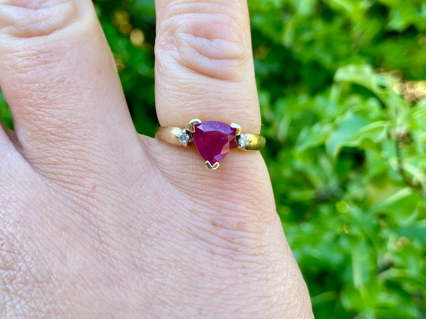 9ct Gold Ruby & Diamond Ring