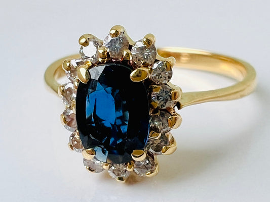 Vintage 18ct Gold Sapphire & Diamond Ring