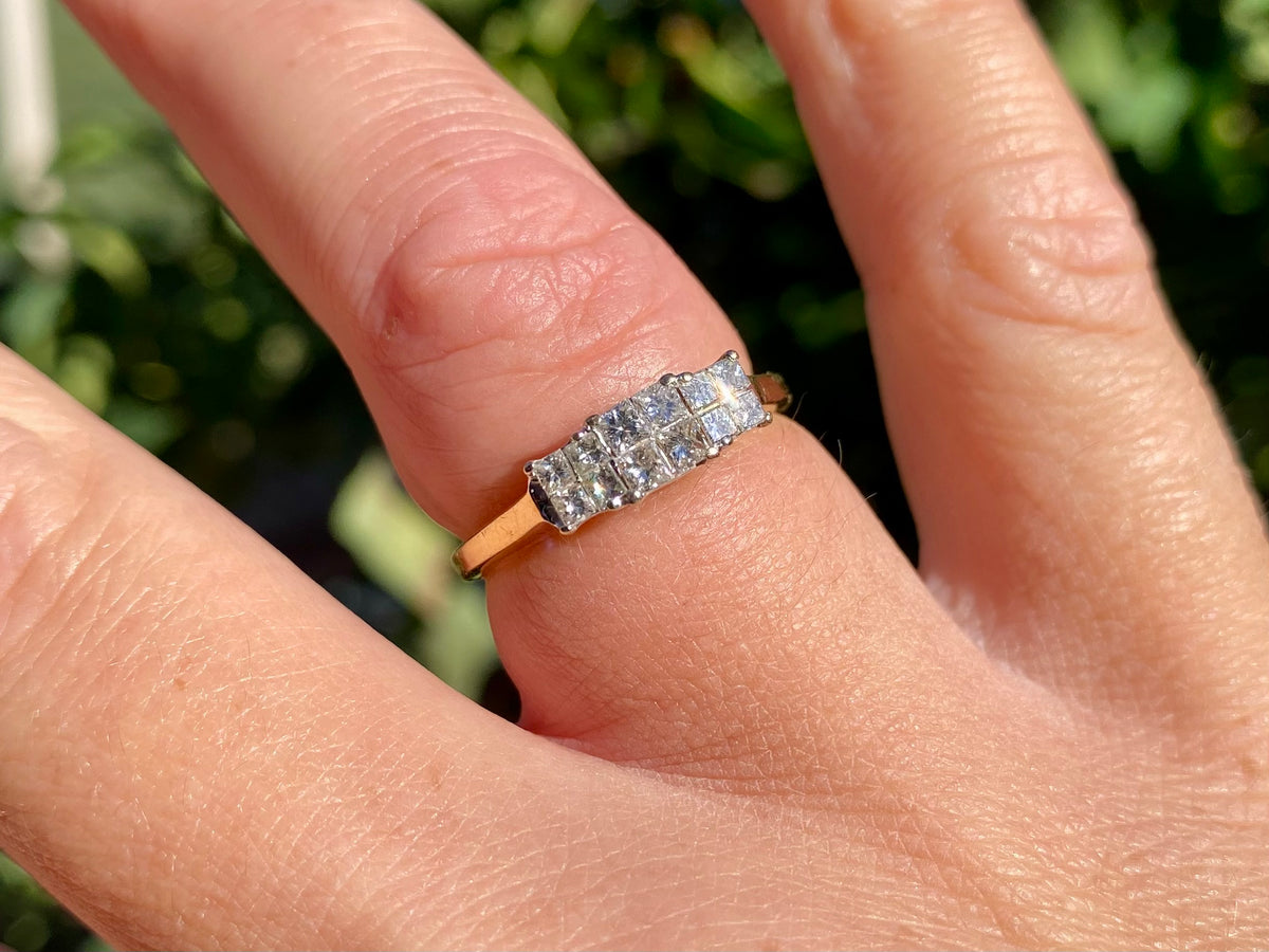 18ct Gold Diamond Ring