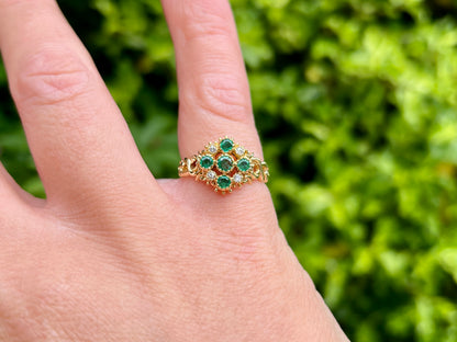 Vintage 18ct Gold Emerald & Diamond Ring