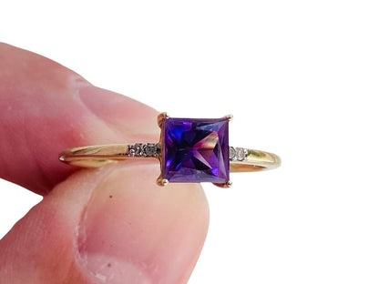9ct Gold Amethyst & Diamond Ring