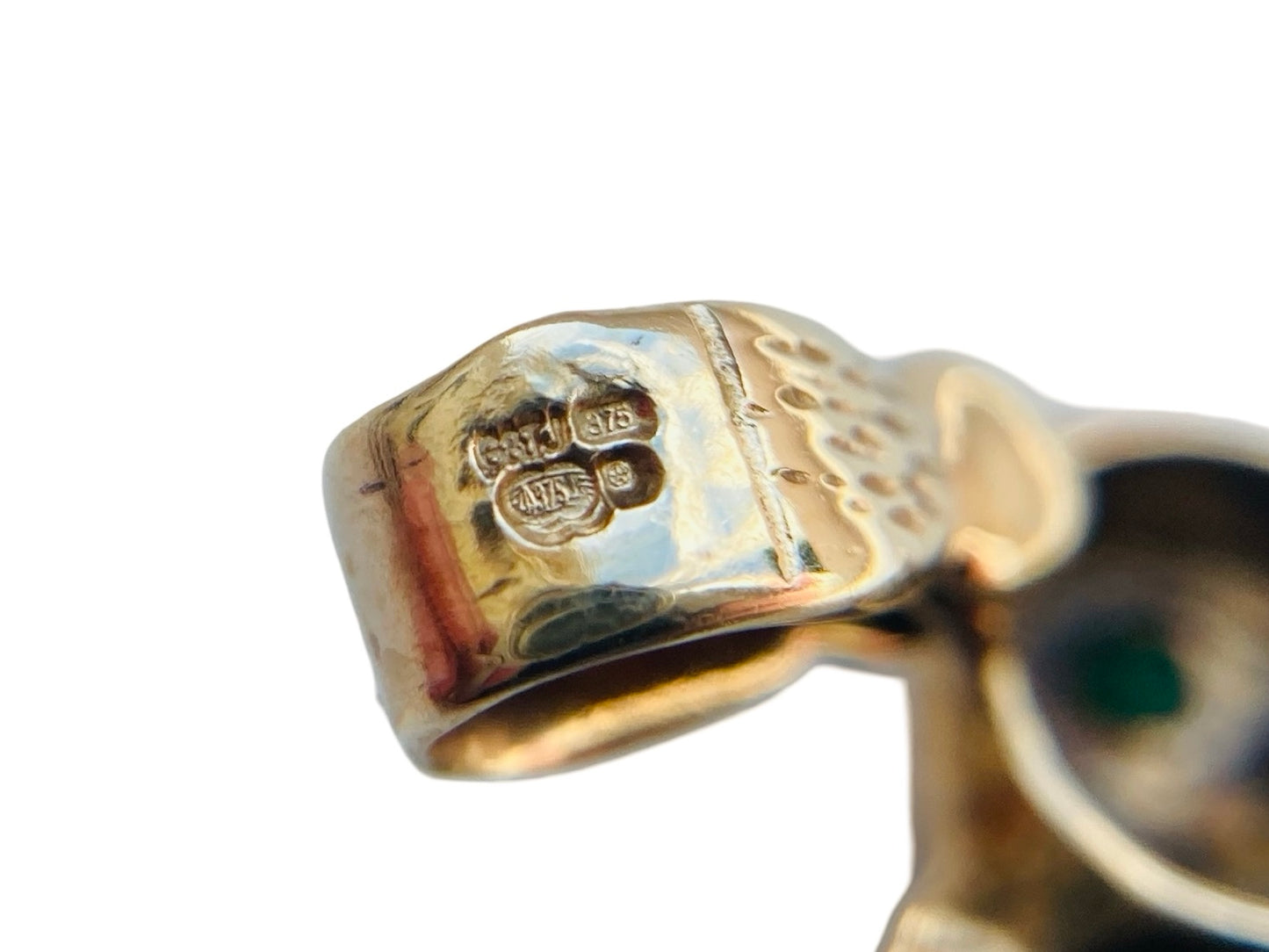 9ct Gold Cat Pendant