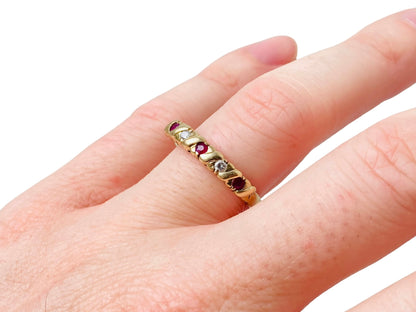 9ct Gold Ruby & Diamond Ring