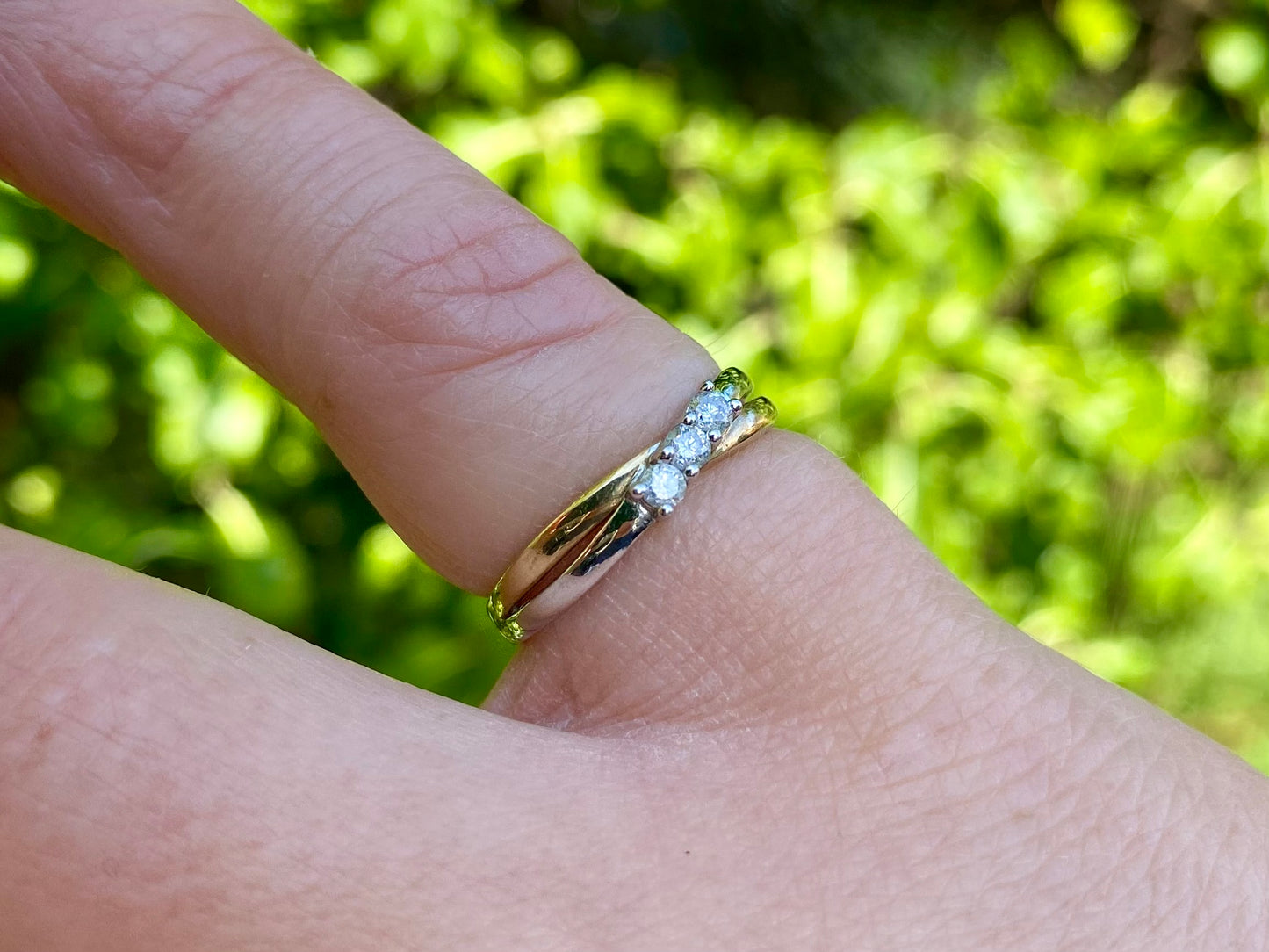 9ct Gold Diamond Ring