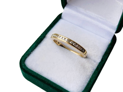 9ct Gold Diamond Ring