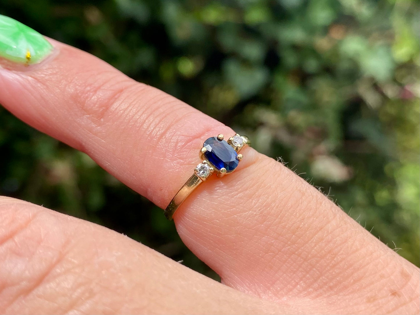 9ct Gold Sapphire & Diamond Ring