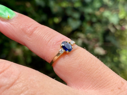 9ct Gold Sapphire & Diamond Ring