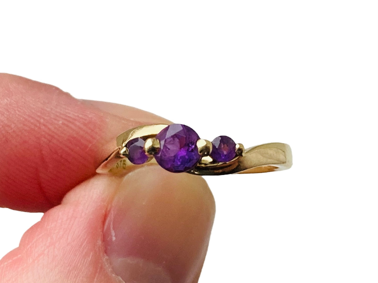 9ct Gold Amethyst Ring