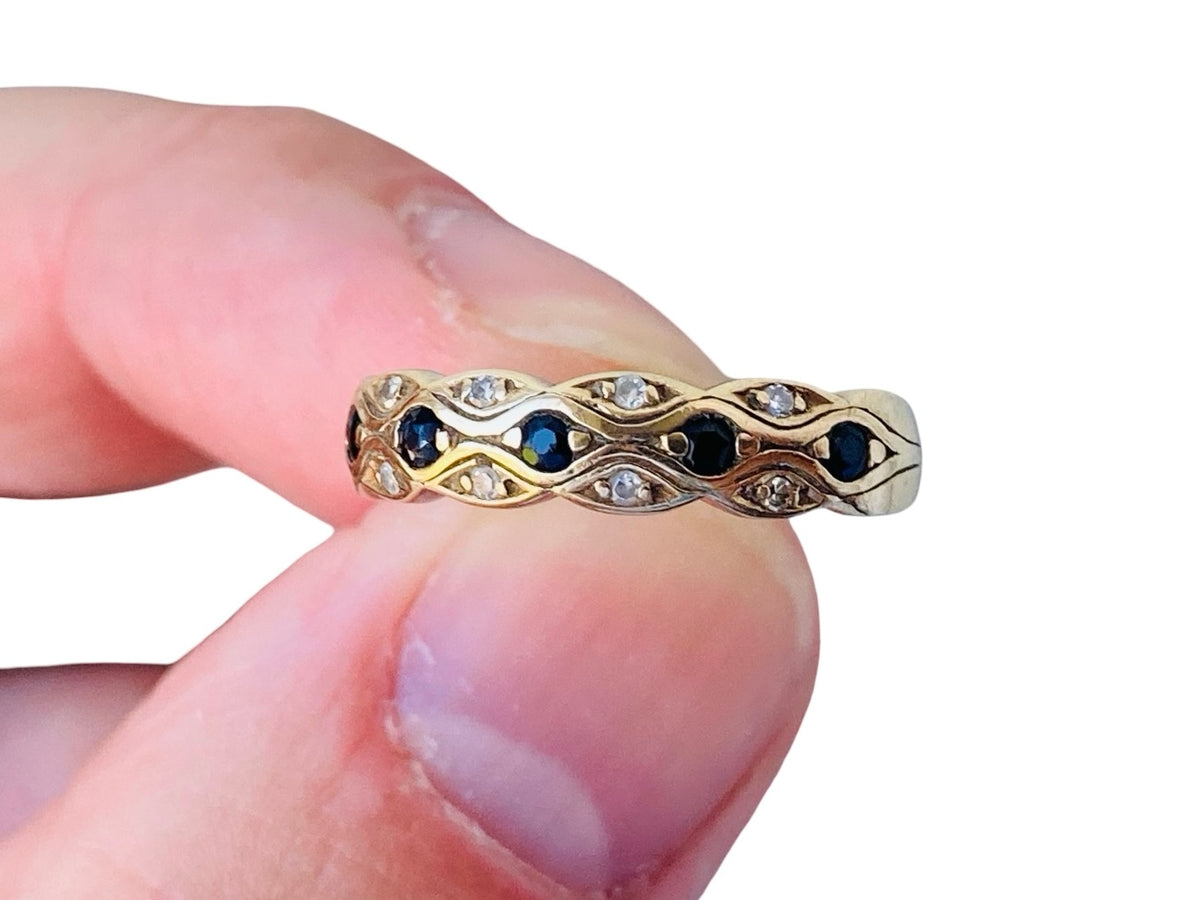 9ct Gold Sapphire & Diamond Ring