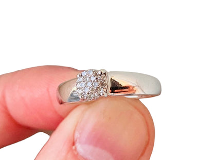 9ct Gold Diamond Ring