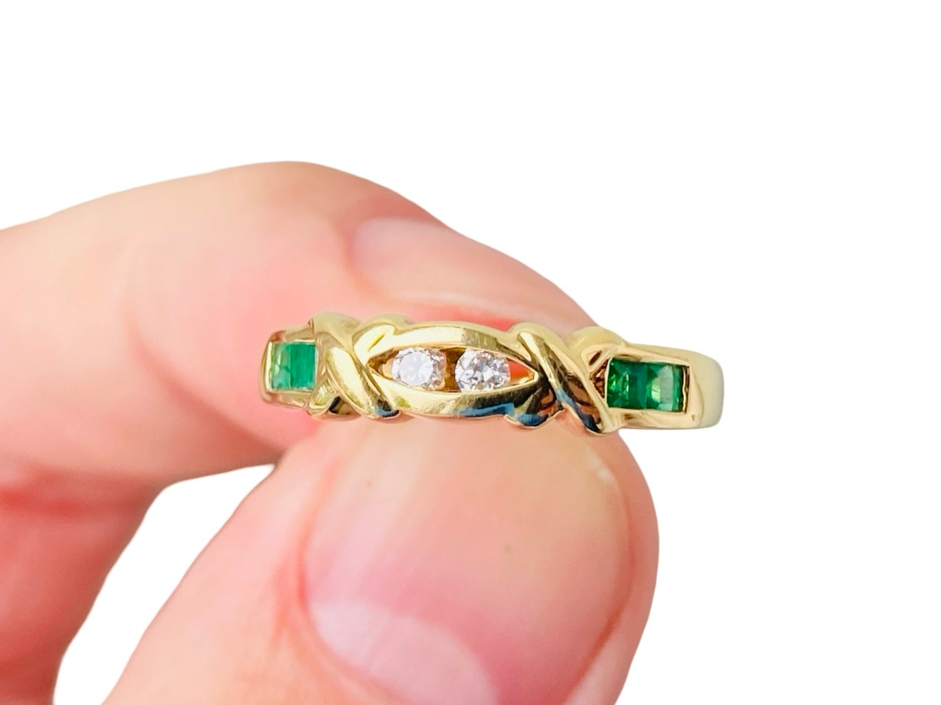 18ct Gold Emerald & Diamond Ring
